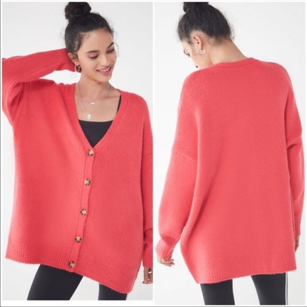 ✨ UO Jordan Oversized Plush Cardigan✨